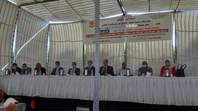 رئيس الجهاز : بيع 11 محلاً تجاريا و٦ صيدليات بالمزاد العلنى بمدينة الشروق