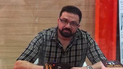 وسام سعيد يوقع “ممر آمن للشيطان “ في الشارقة الدولي للكتاب 2020