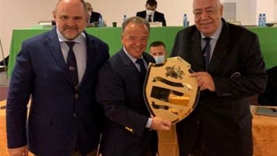 الاتحاد الدولى يكرم عادل فهيم كأفضل إداري في العالم