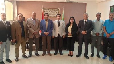 وكيل وزارة الشباب والرياضة ورئيس رياضة الميني فوتبول يدشنان الكرة المصغرة بالجيزة
