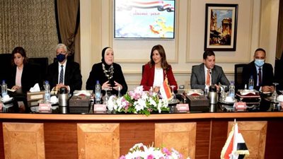 وكيل نقل البرلمان : مؤتمر مصر تسطيع بالصناعة سيكون له دوره فى مواكبة مصر للثورة التكنولوجية العالمية