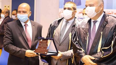حفل تخرج الدفعة الثانية لكلية طب الفم والأسنان