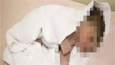 بسبب الفطام.. مقتل رضيعة عمرها سنتان لتناولها قطعة حشيش