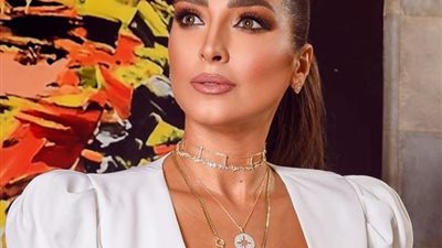 بملامح جذابة .. إطلالة كلاسيكية للفنانة روجينا فى أحدث ظهور لها