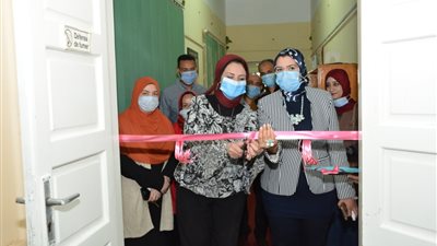 3 آلاف عنوان في افتتاح المعرض السنوي للكتاب الفرنسي بجامعة أسيوط