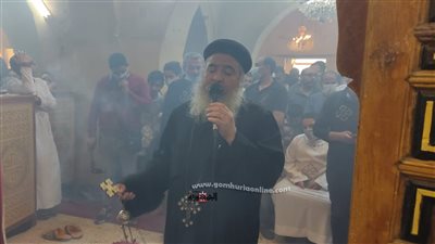 الأقباط يحتفلون بالليلة الختامية لإحتفالات دير «مارجرجس» بالرزيقات