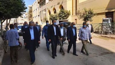بعد زيارة ممدوح غراب.. رفع كفاءة ورصف شوارع بلبيس.. بالصور