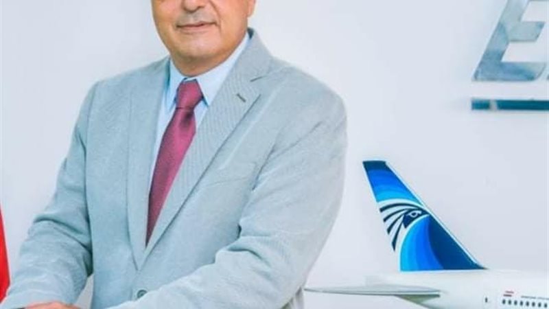 الطيار عمرو أبوالعينين