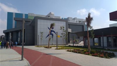 وزير الرياضة يتفقد المدينة الرياضية والصالة المغطاة بالعاصمة الإدارية