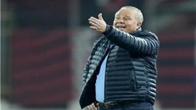 شوقى غريب ينصح حارس الزمالك بالرحيل