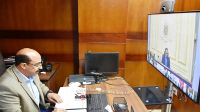 محافظ أسوان : السماح للمواطنين باستكمال بناء العقارات الصادر لها تراخيص مسبقة