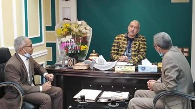 رئيس مدينة الأقصر يستقبل منسقى المجلس القومى للأمومة والطفولة