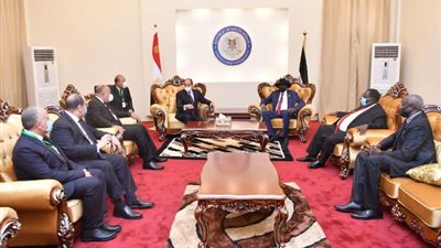 السيسي لسلفا كير: سلام واستقرار جنوب السودان امتداد للأمن القومي المصري