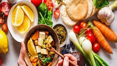 خمسة أطعمة مفيدة لمرضي حمى البحر المتوسط