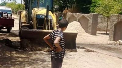حملات نظافة وتجميل مكثفة ورفع ١٠ طن مخلفات فى سوهاج.. بالصور
