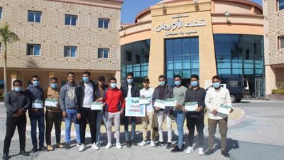 وفد كلية الحاسبات والمعلومات بجامعة الأقصر فى زيارة لمستشفى شفاء الأورمان