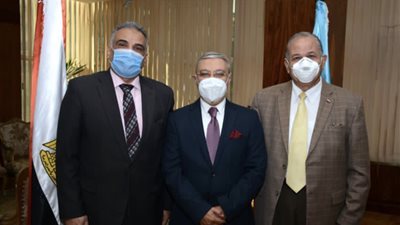 رئيس جامعة طنطا الأسبق يهنئ د محمود ذكى لتعينة رئيسا للجامعة
