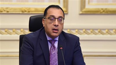 رئيس الوزراء يتابع مخططات ترميم وتطوير 