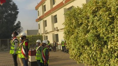 تدريب طلاب مدرسة مياة الشرب بمسطرد على الإخلاء المفاجيء ونظم الأمان