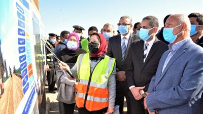 الوزير ورحمى يتفقدان طرق الغربية ويوجهان بأنهاء نفق الدلجمون -صور