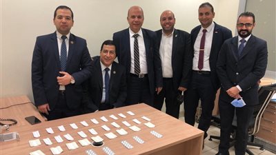 ضبط٣٧٠ قرص ترامادول بمطار القاهرة مع مصري قادم من المانيا