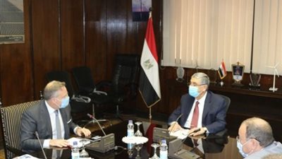 وزير الكهرباء وسفير الدنمارك يبحثان مجالات التعاون وزيادة الاستثمار