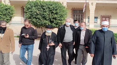 رجال الدين الإسلامى والمسيحى يد واحدة فى الشرقية.. بالصور