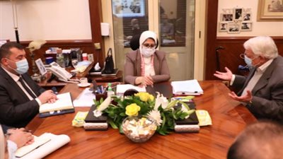 وزيرة الصحة توجه بتوفير مخزون استراتيجي من 