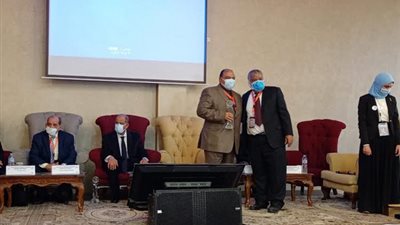 التغيرات والتحديات الحديثة في النساء والتوليد وطب الأجنة بالمؤتمر الأول لطب الفيوم
