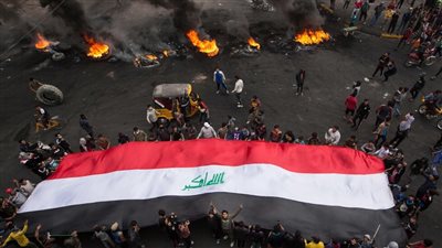 صدامات بين المحتجين والقوات الأمنية قرب مبنى حكومة السليمانية في العراق