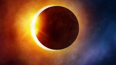 موعده الاثنين المقبل ...اخر كسوف كلى للشمس فى عام 2020