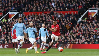 مانشسترسيتي يتعادل مع المان يونايتد في مباراة مثيرة بالدوري الانجليزي