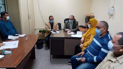 مدير التأمين الصحى يجتمع مع اللجنة النقابية للعاملين بالخدمات الصحية بالشرقية