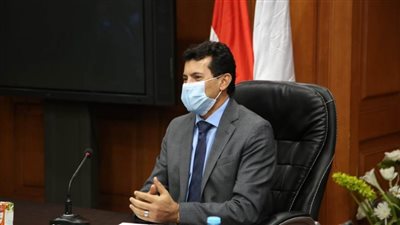 وزير الرياضة يكشف آخر تطورات أزمة منتخب الشباب في تونس