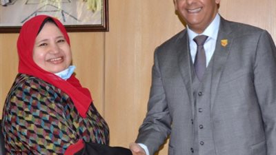 علاء الزهيري يكرم الأمين العام السابق للاتحاد المصري للتأمين