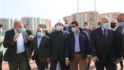 وزيرالشباب: نحرص على إتاحة الخدمات الرياضية بالمشروعات السكنية الجديدة