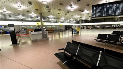 ألمانيا تمنع دخول 63 مسافرا قادمين من بريطانيا
