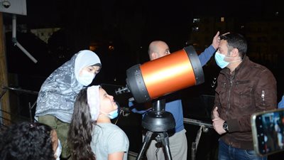 في ظاهرة لم يشاهدها جاليليو.. رصد العالم امس الاقتران الاعظم بين زحل والمشترى