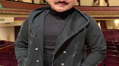 شاهد .. دياب يداعب متابعيه بفيديو جديد برفقة حمدى المرغنى