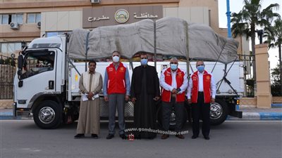 500 بطانية و3 طن مواد غذائية من روتاري مصر لفقراء مطروح