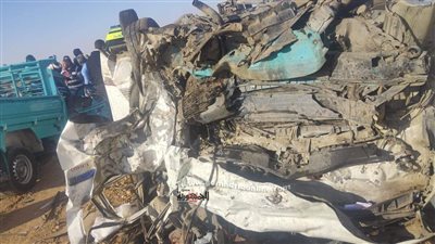 مصرع 9 واصابة 6 اشخاص فى حادث مروع على الطريق الصحراوى باسوان