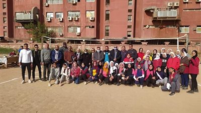 فتيات ابشنا بطلات تنشيطية الطائره