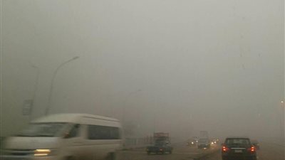 منها محور 30 يونيو والقطامية ..6 طرق تغلقها المرور بسبب الشبورة