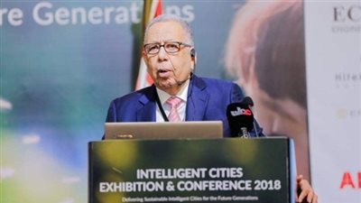 خبير تكنولوجيا المعلومات يكشف فوائد التحول الرقمي للمجتمع