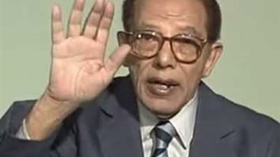 كتاب جديد يكسف أسرارا فى حياة د. مصطفى محمود