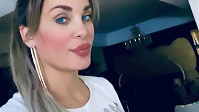 دومينيك حوراني تداعب متابعيها بأحدث ظهور لها عبر انستجرام ..صور