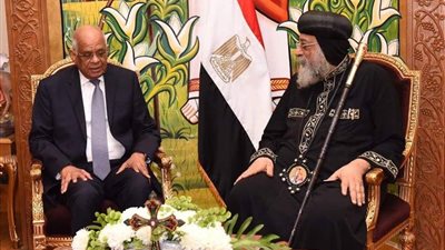 رئيس مجلس النواب يهنئ البابا تواضروس بعيد الميلاد المجيد