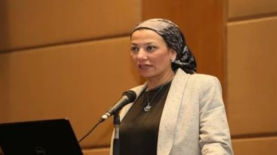 وزيرة البيئة تؤكد خلو ترعة الملاح بأسيوط من التماسيح