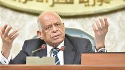 عبدالعال يغادر مبني البرلمان بعد اداء اليمين الدستورية