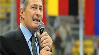 حسن مصطفى يوجه رسالة خاصة للرئيس السيسى فى افتتاح المونديال